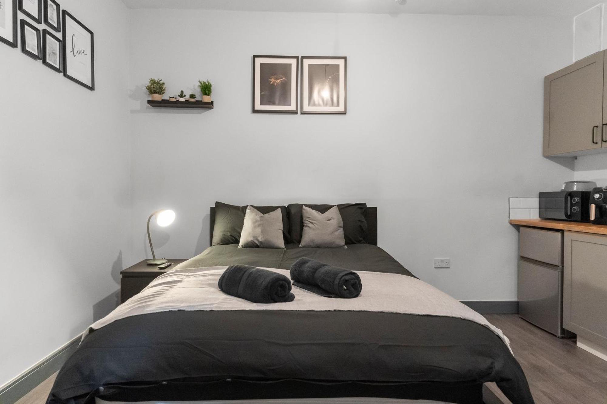 Cheerful Moseley - 2 Apartment